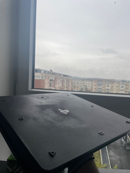PlayStation 4 Slim