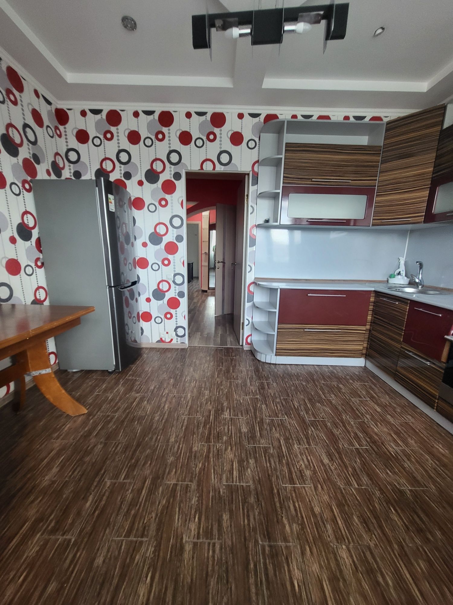 Продается 3х комн кв,район Астана