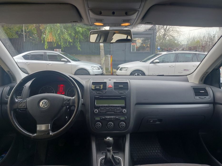 Volkswagen Jetta 102CP, Benzina