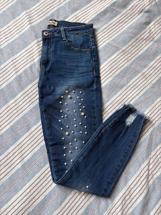 Дамски дънки с перли