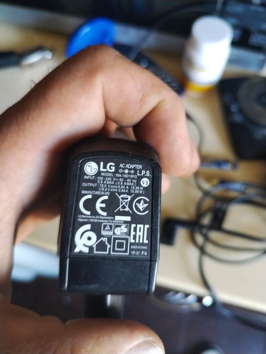 Incarcator monitor  tv laptop Lg 19V 1,3A 0,84A 3,42A
