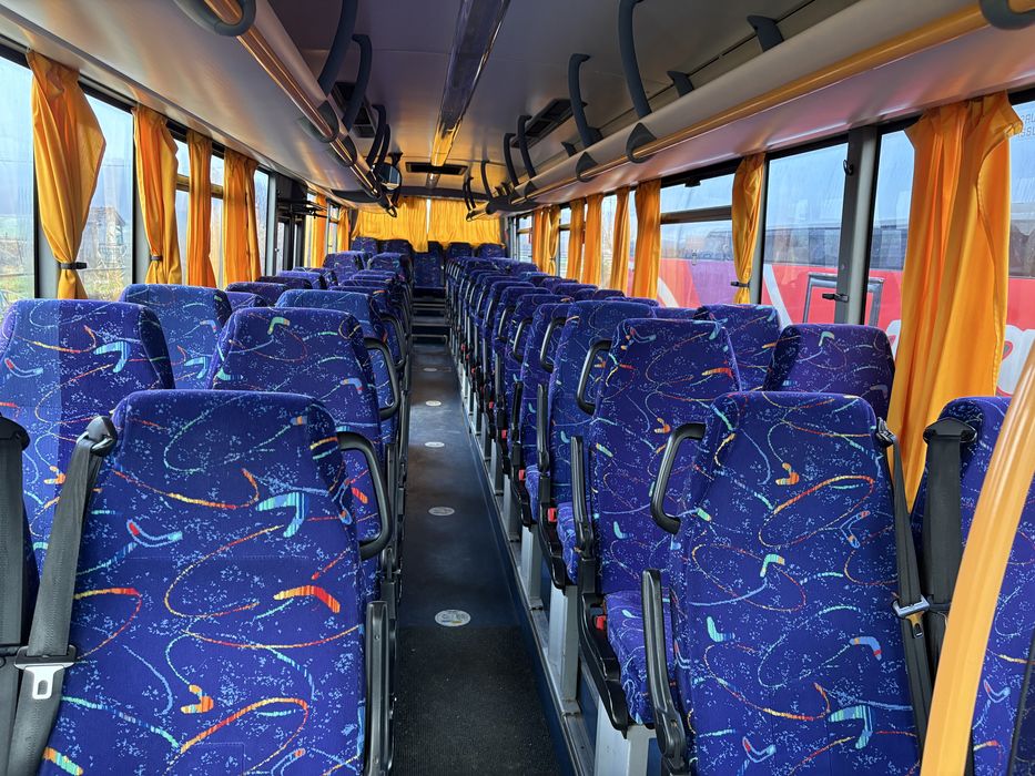 Autobuz. Iveco crosswai 61 locuri
