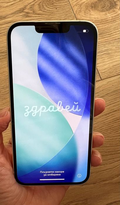 iPhone 14 white 128GB + 10 калъфа