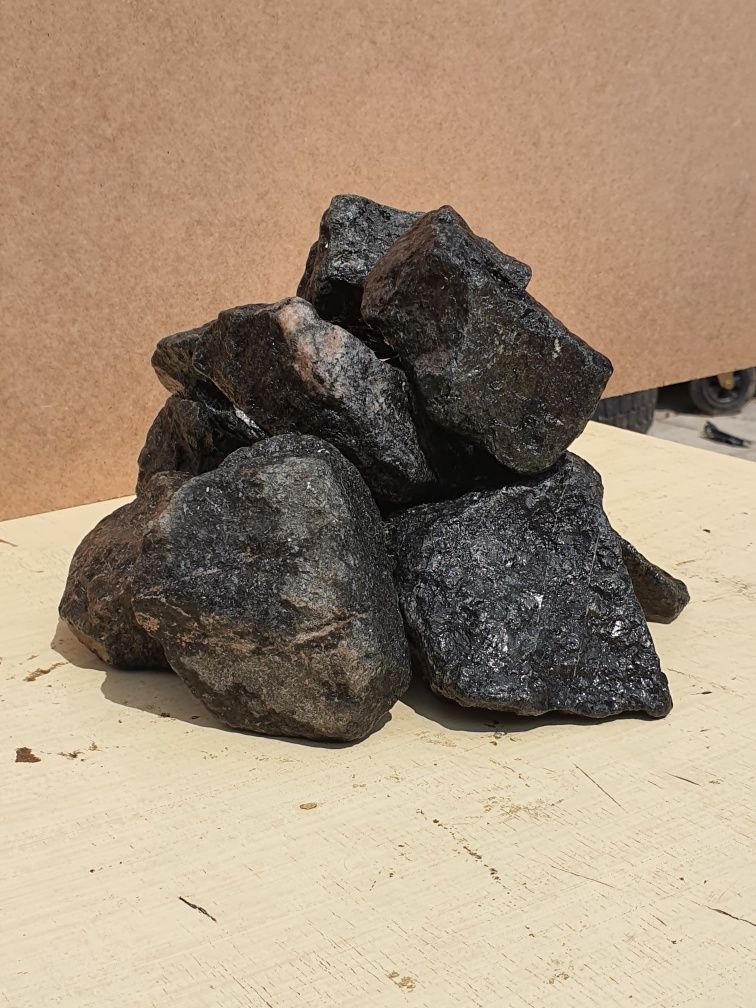 Вулканични [Лава] камъни за сауна