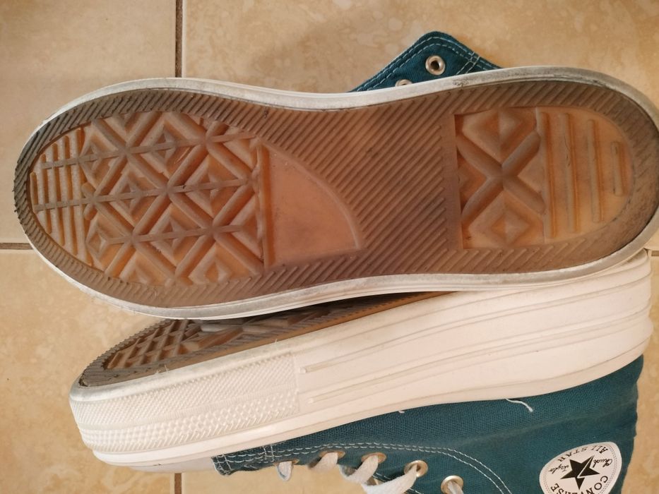 Converse still 39-40