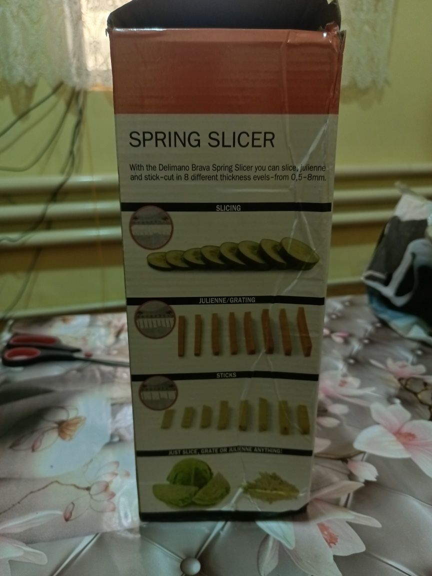 Продаётся аппарат SPRING SLICER , для нарезки овощей.
