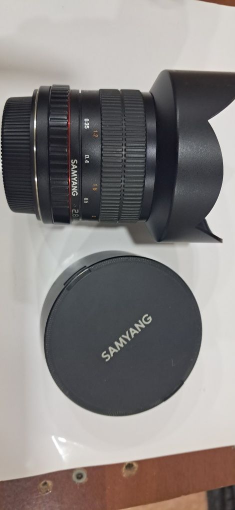 Obektiv Samyang 14 mm 2.8