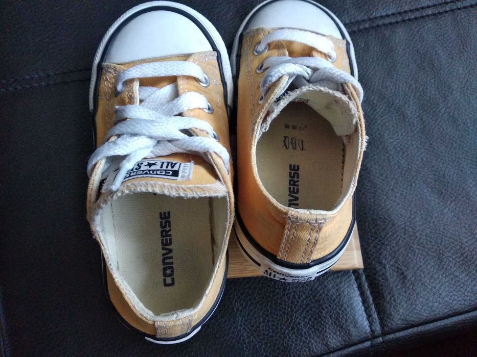 Гуменки конверс с кутия