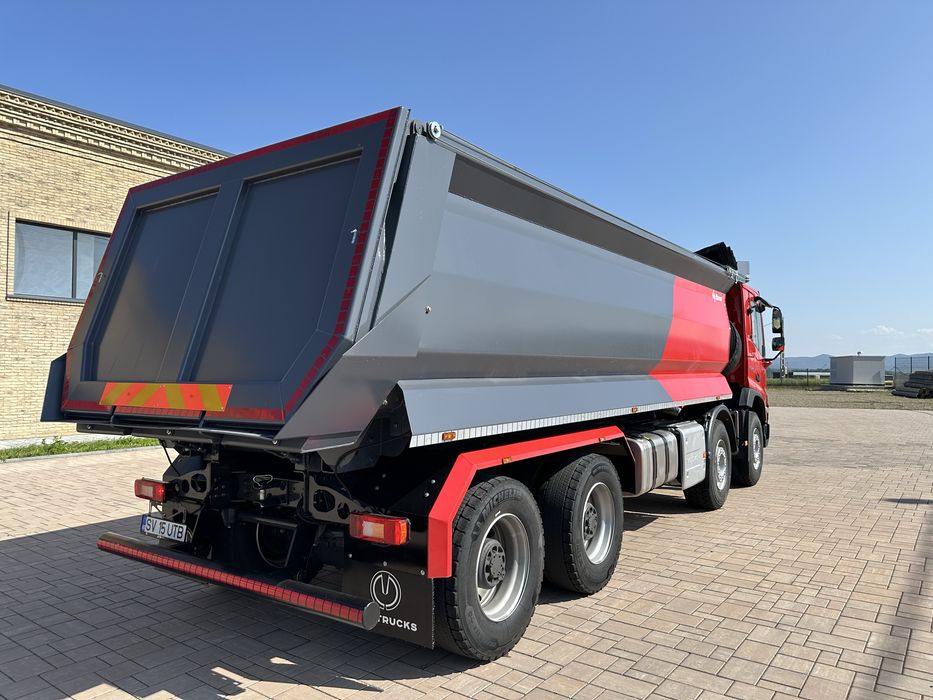 AutoBasculanta 8x4 Volvo FMX 540