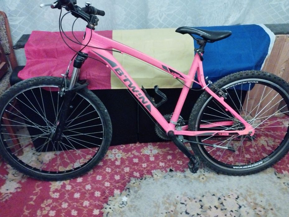 Bicicleta B'TWIN 24" stare bună