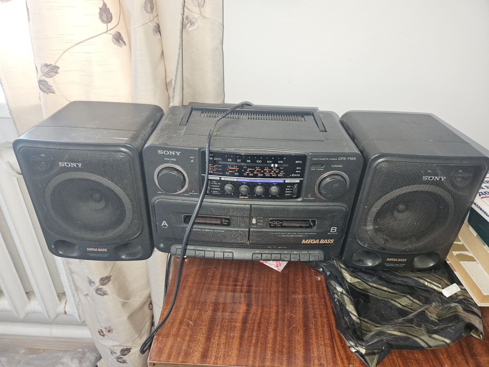 Sony MEGA BASS speaker system