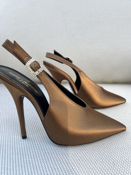 Saint Laurent Yasmeen