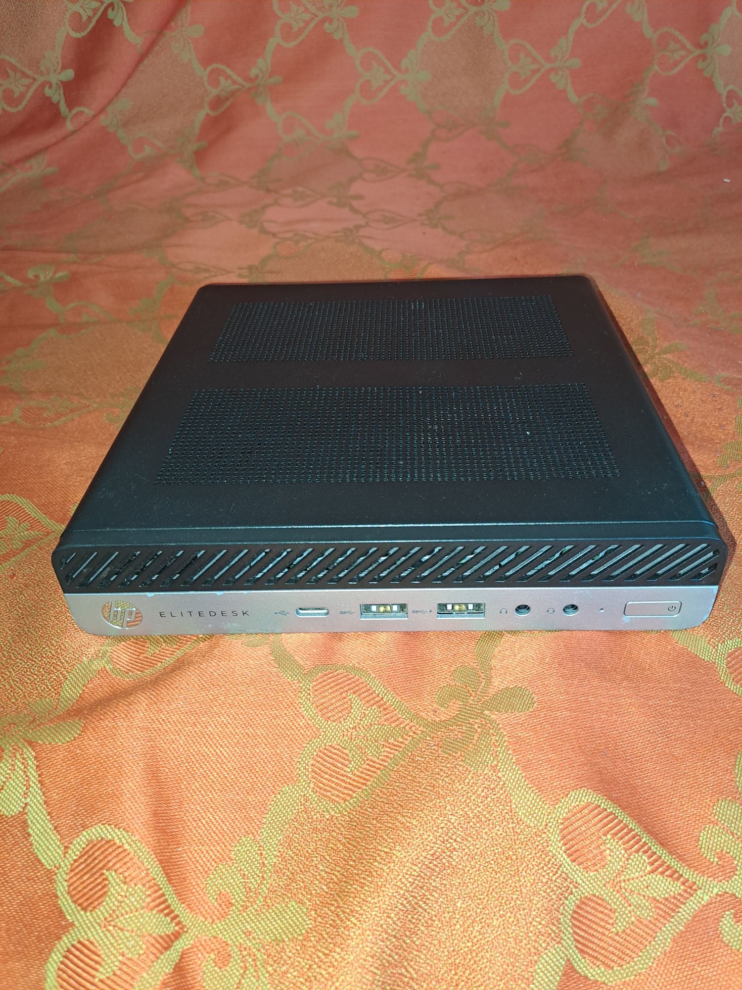 Vînd mini pc USFF HP 800 G3 65 W