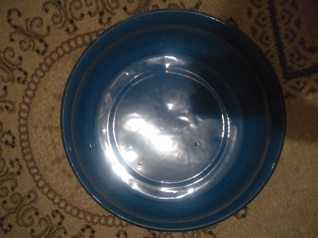 Продам эмалерованную чашку
