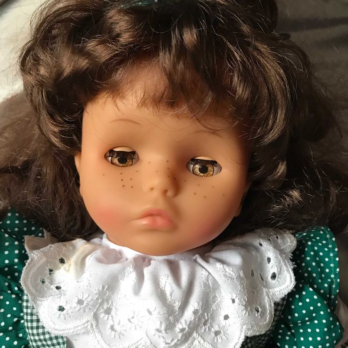 Старинная Кукла        .