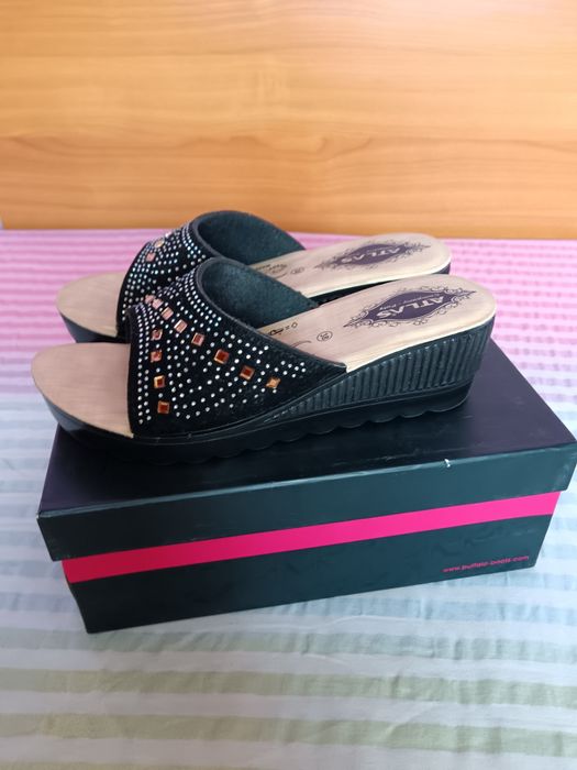 Vând Papuci Damă Mărimea 38