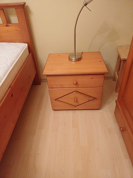 Mobila dormitor lemn