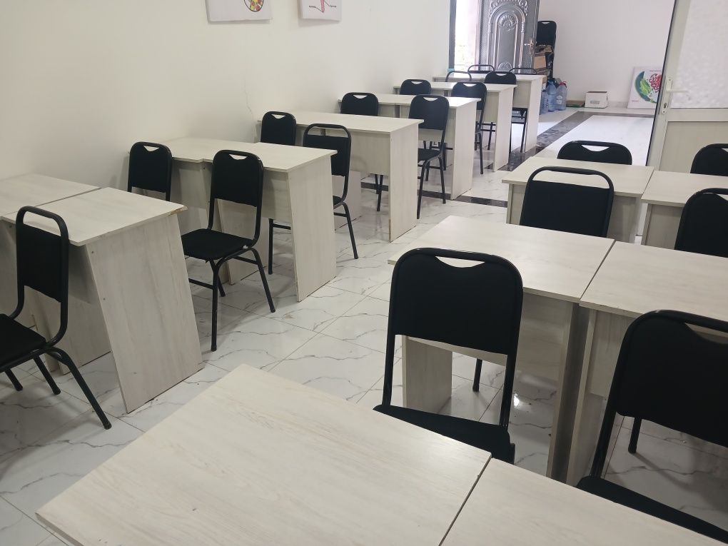 Parta stol stul o'quv markazi uchun
