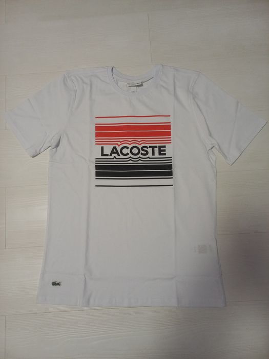 Тениска Lacoste       .