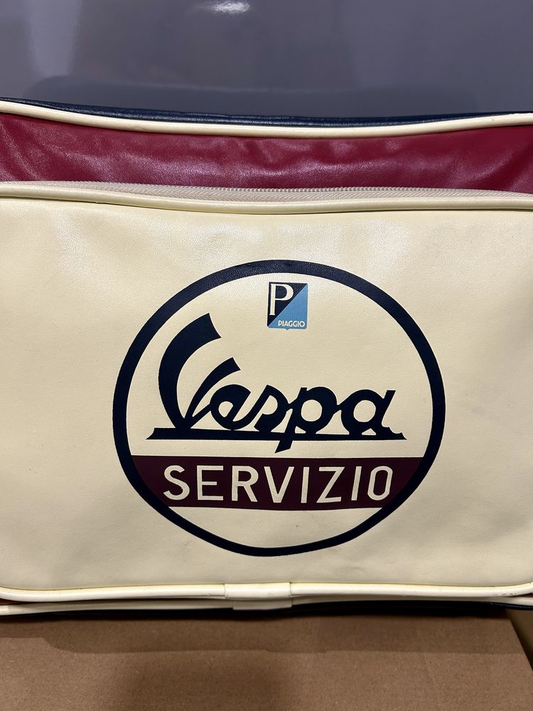 Vespa Servizio Оригинална кожена чанта