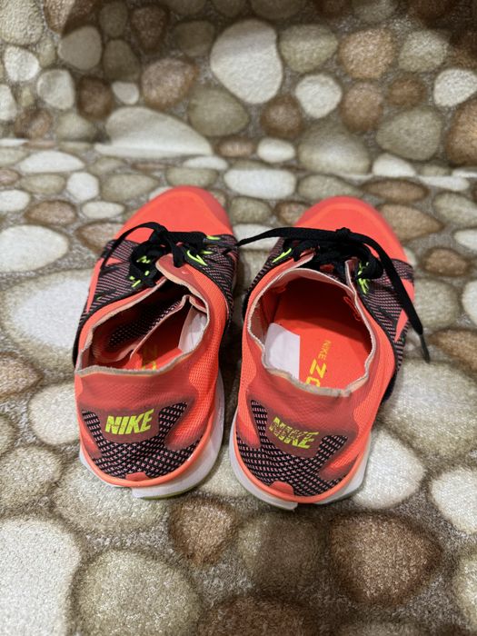 Adidasi nike zoom