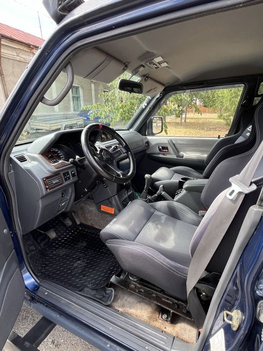 Pajero 3.5 V6 manual mk2
