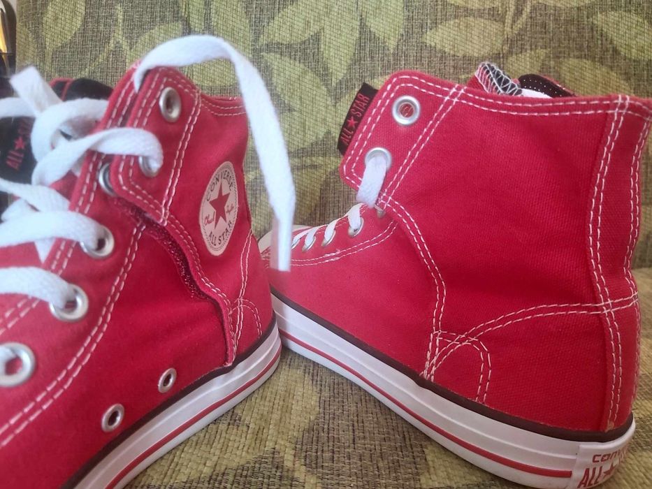 Дамски кецове Converse