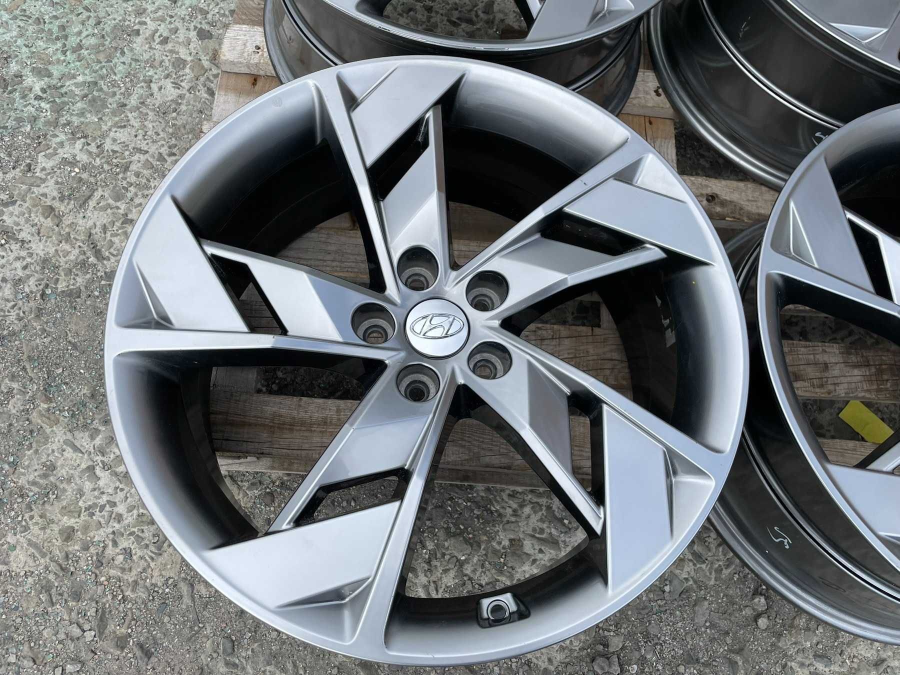 20 джанти 5х114,3 Hyundai Genesis IONIQ 5 Santa Fe KIA Sorento 8,5J