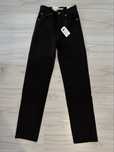 Blugi Levi’s noi