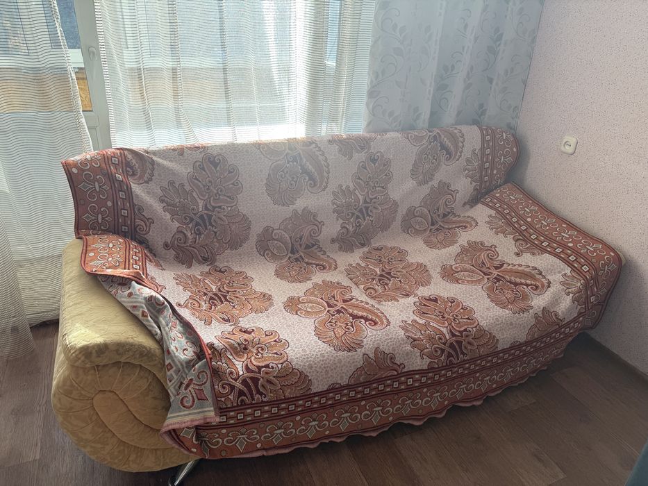продам диван б/у