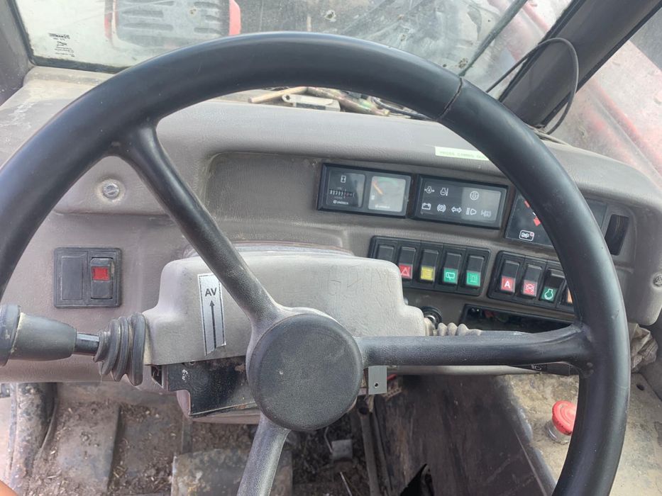 Vand Manitou mlt735 , lungime brat 7 metri , greutate ridicata 3.5 ton
