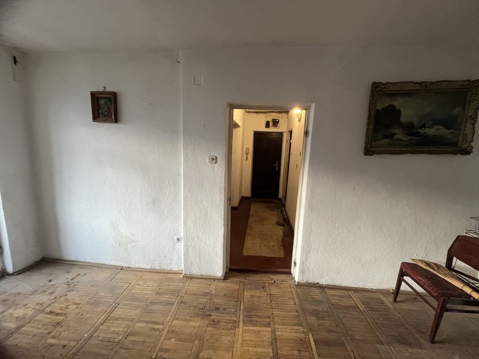 Vand garsoniera confort 1
