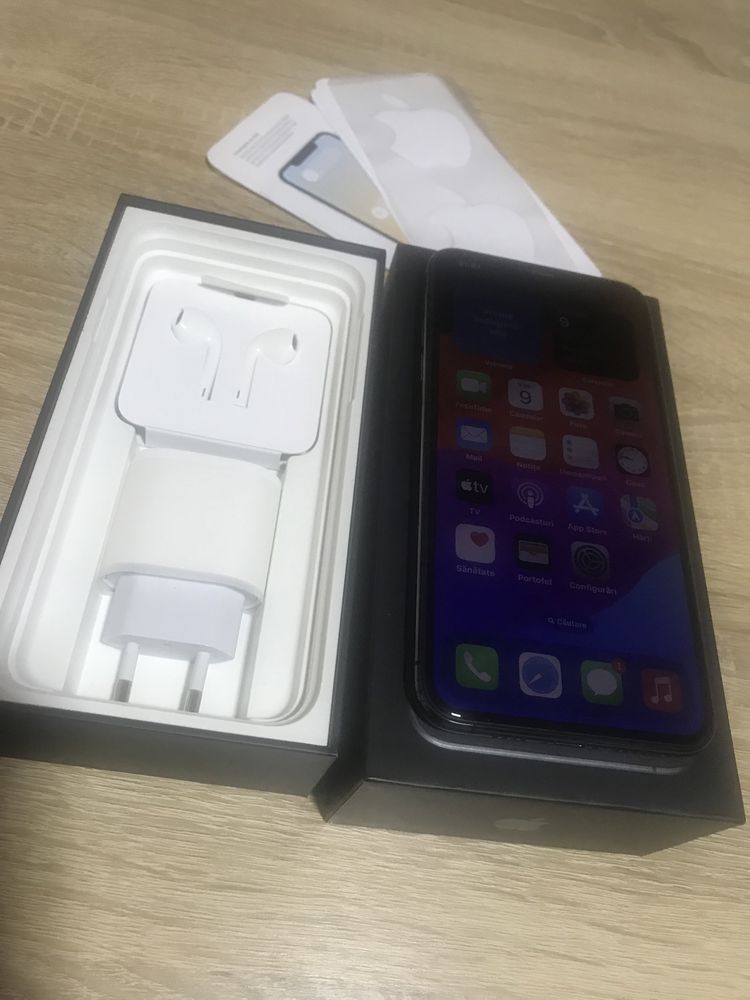 iPhone 11 Pro Max,64GB,Full Box!