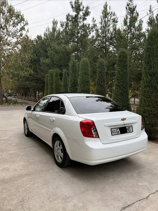 Kraskasi 100% toza. Gentra Avtomat karobka. 50.800 KM.