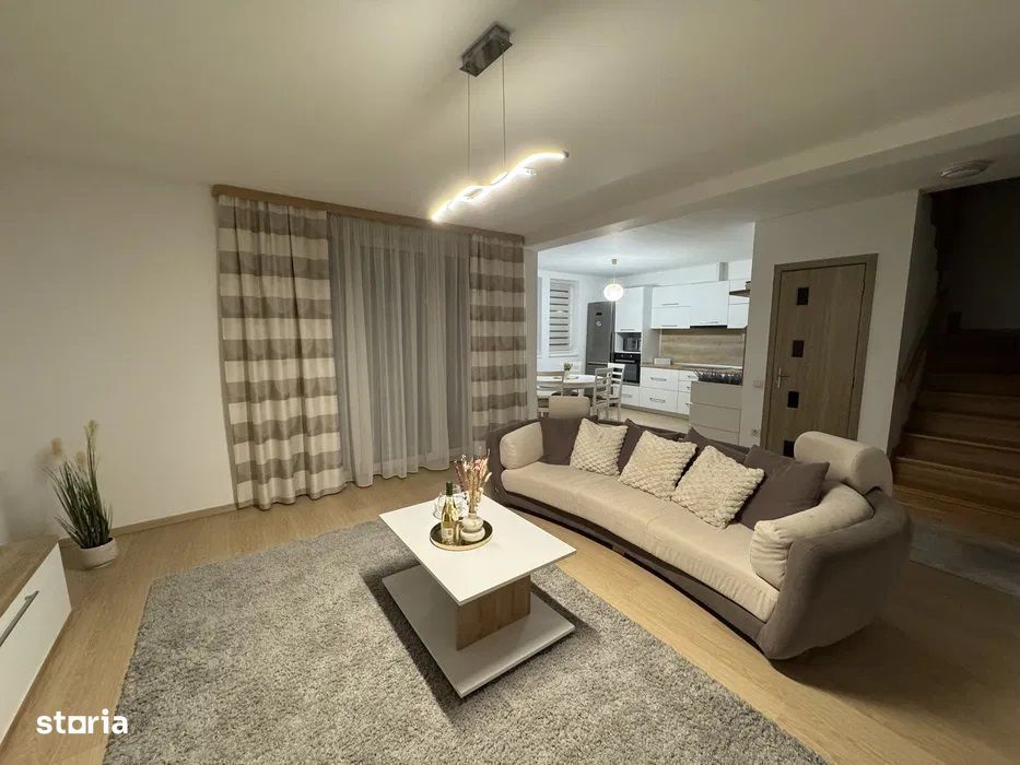 Unirii - Inchiriere casa tip triplex - Str. Vasile Sabadeanu