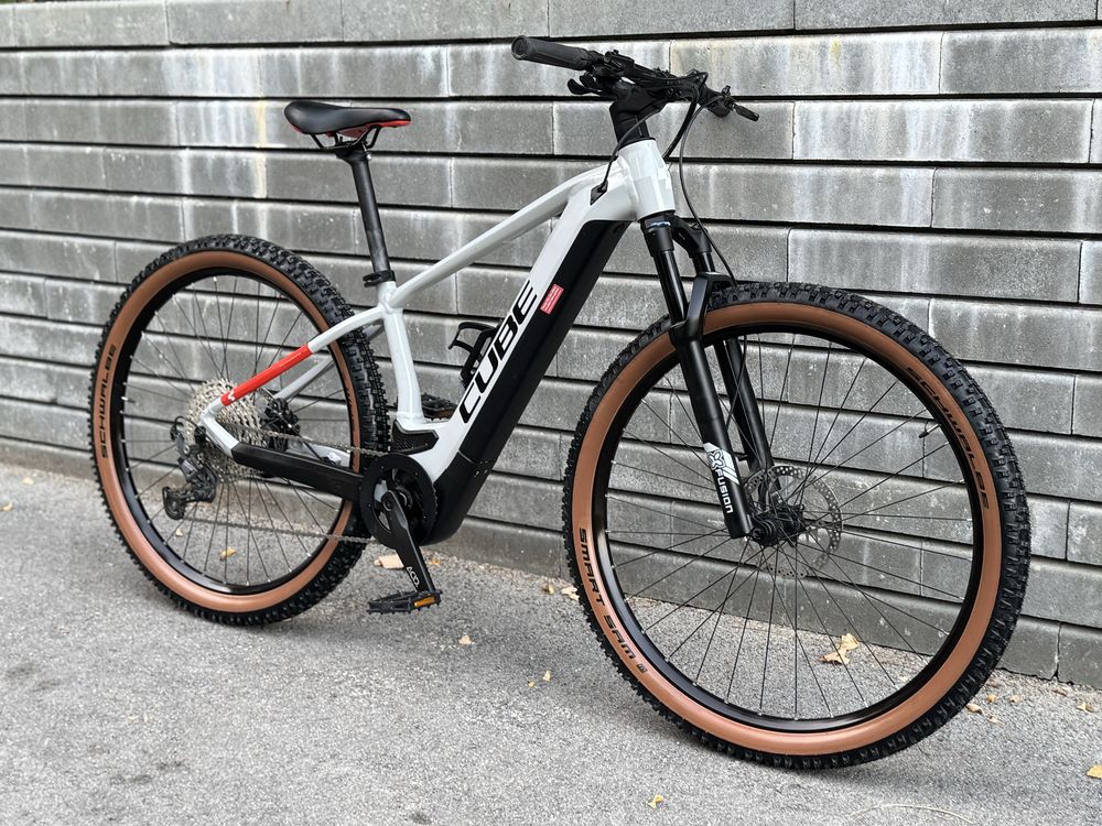 Електрически велосипед E-bike CUBE REACTION HYBRID PRO 625 ( M рамер)
