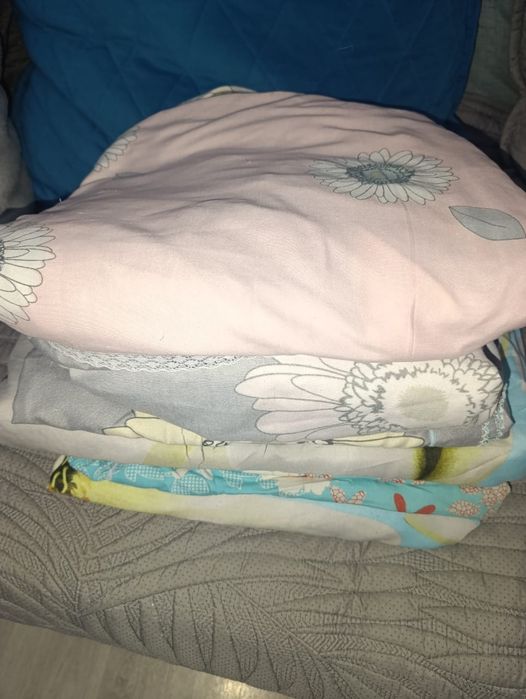 Продам комплекты белья