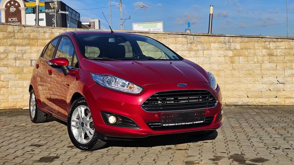 Ford Fiesta TITANIUM~Visiniu Metalizat~An 2016~Navigatie~Climatronic~Euro 6~