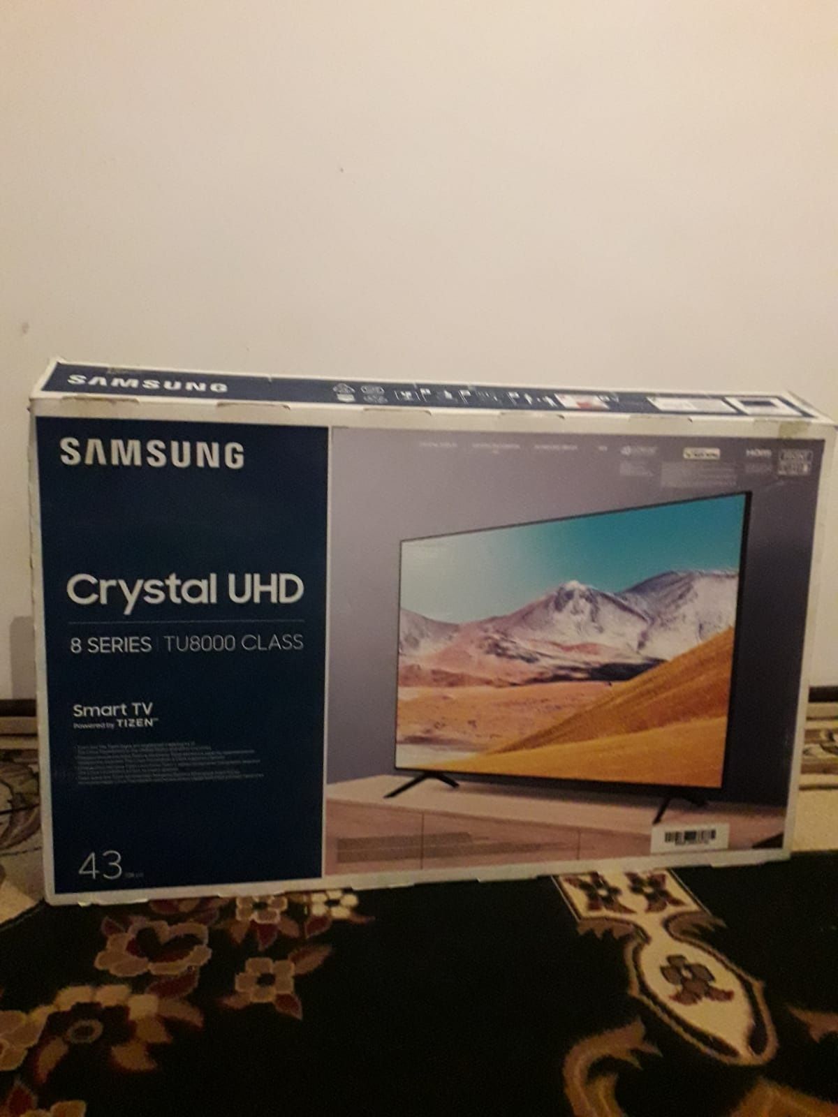 Телевизор Samsung Smart TV Crystal UHD