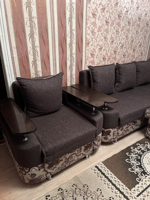 Продам диван угловой