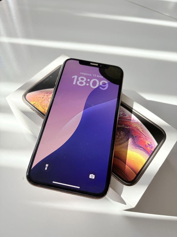 Iphone Xs gold 64gb
