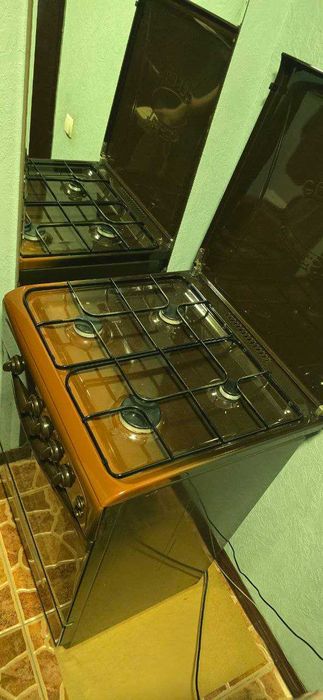 Продам газовую плиту  GEFEST