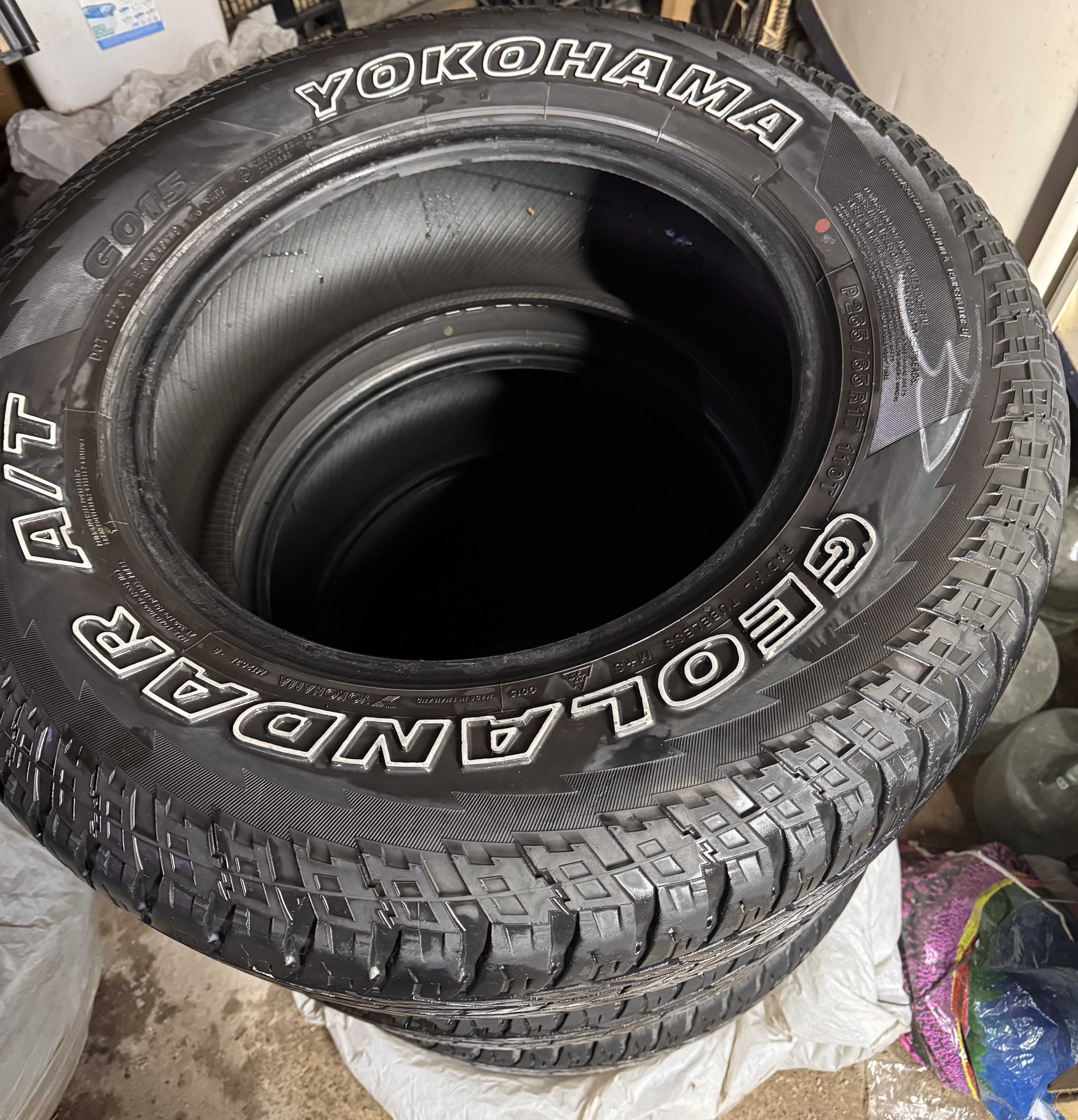 Резина б/у Yokogama Geolandar G015 265/65R17