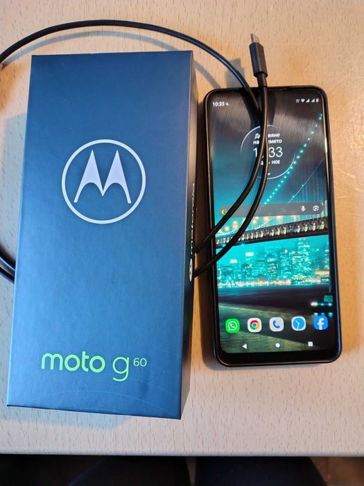 Телефон Motorola g60 кутия зарядно