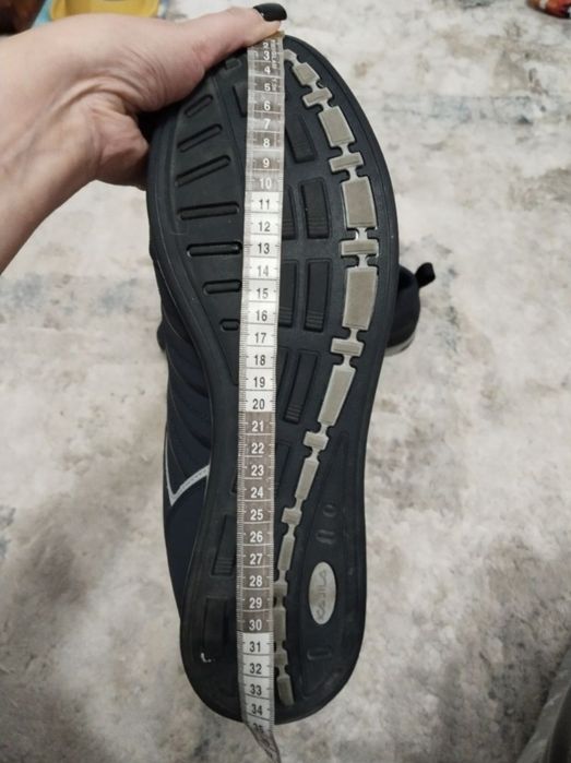 Кроссовки большого размера