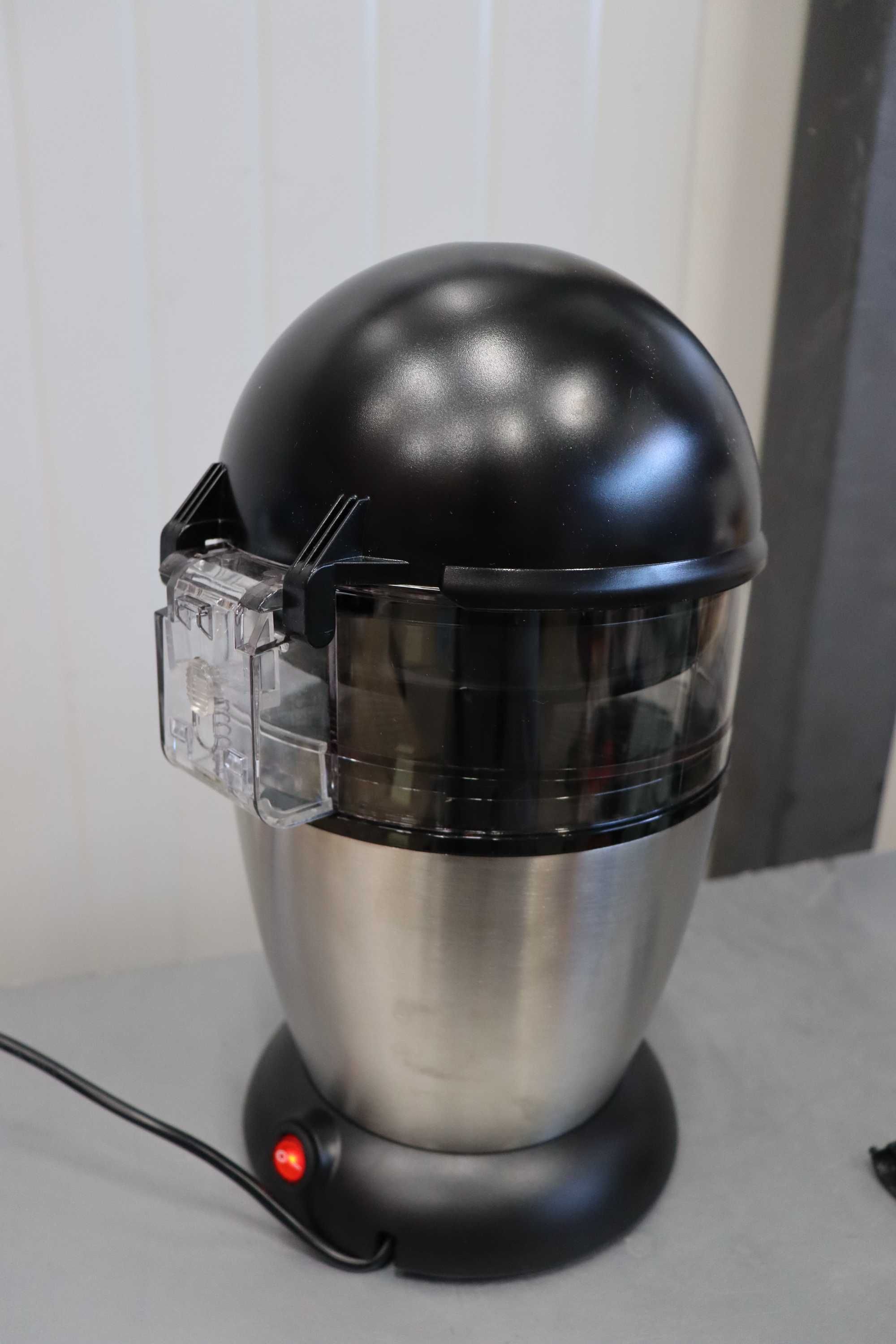 Fridja f900 Автоматична сокоизстисквачка за цитруси