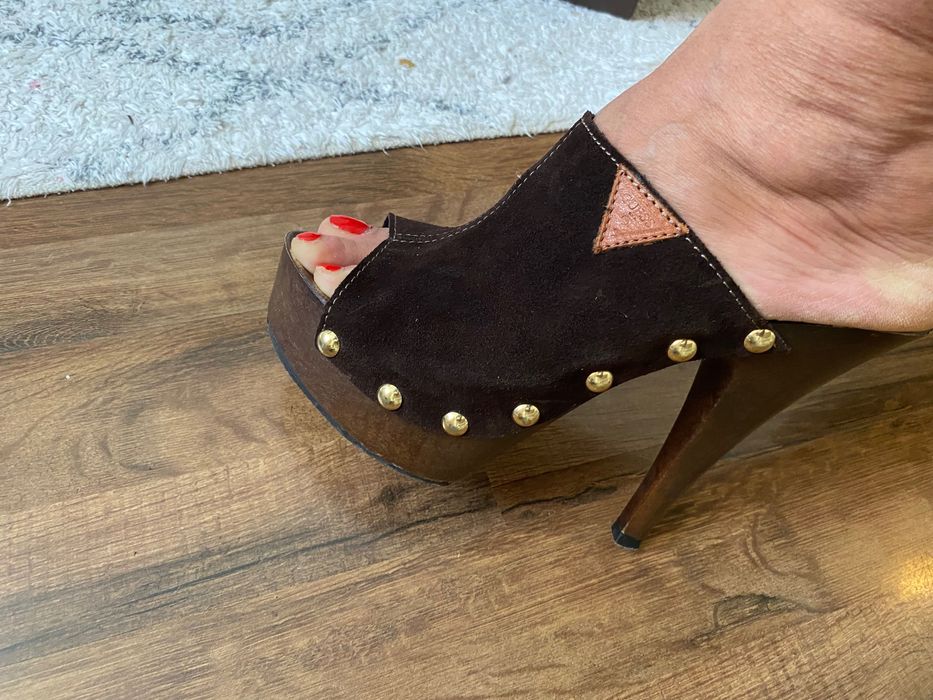 Saboti Guess originali