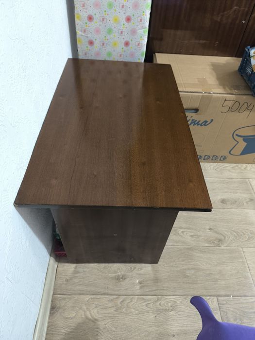 Малка маса за децка стая