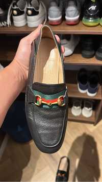OFERTA//OFERTA Vand pantofi  Gucci