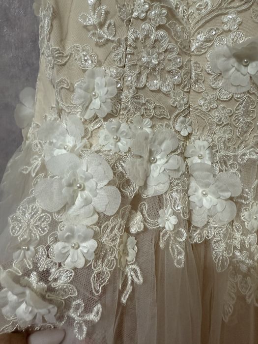 Вечернее платье в пол ручной работы